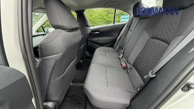 Toyota Corolla 1.8 HEV CVT COMFORT TECH - fotka 17 z 24