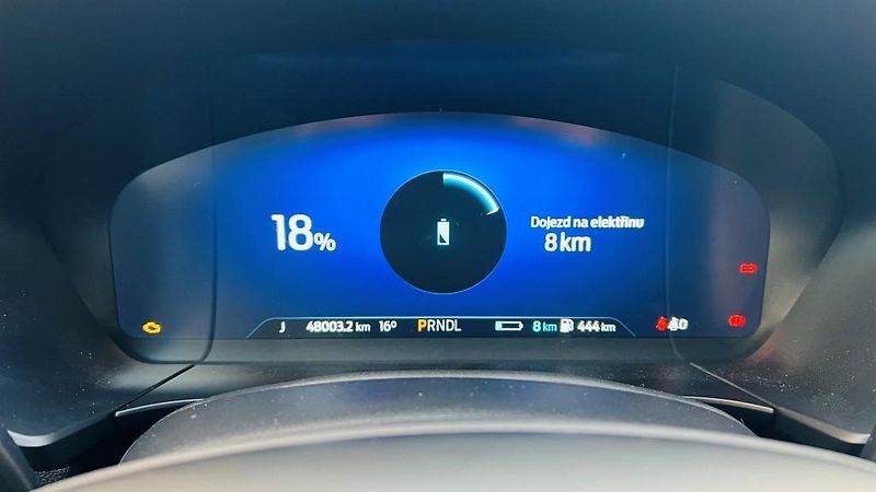 Ford Kuga (2022) 2.5i PHEV 165 kW Vignale AT - fotka 20 z 42
