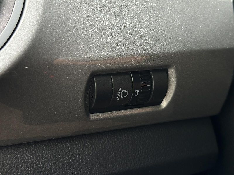 Škoda Citigo 1.0MPi Automat 55kW KLIMA AC L - fotka 15 z 35