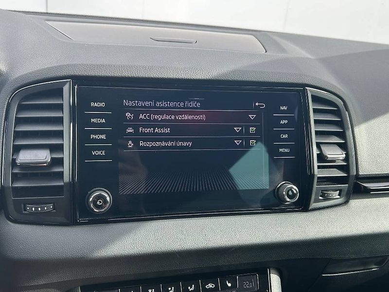 Škoda Karoq Sportline 7DSG 1,5TSI - fotka 16 z 26