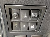 Toyota Hilux 2.4D, Webasto, automat, tažné - náhled 11