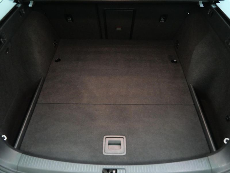 Volkswagen Golf - fotka 21 z 21