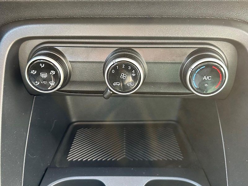 Citroën C3 (2026) PLUS Turbo 100k Manual - fotka 11 z 18
