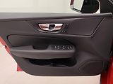 Volvo V60 B4 DARK PLUS AUT CZ - náhled 6
