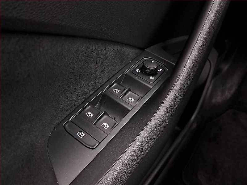 Škoda Kamiq (2025) 1.0 TSI, Drive - fotka 18 z 18