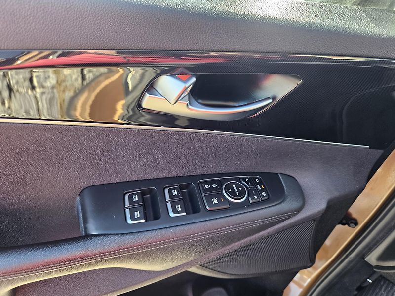 Kia Sorento (2016) 2.2CRDI 147kw, 4X4 TOP STAV - fotka 20 z 26