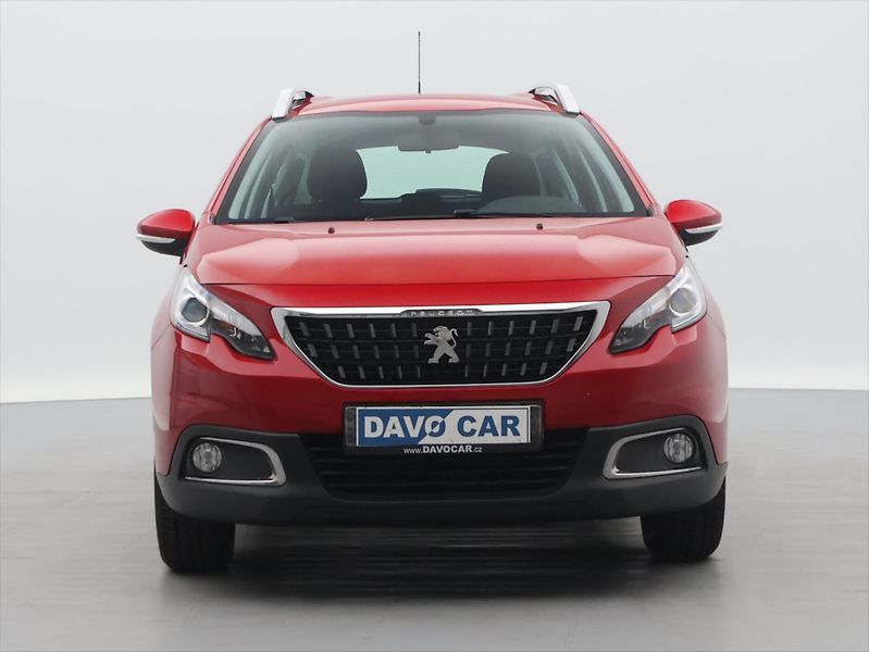 Peugeot 2008 1,2 PureTech 60kW CZ Active - fotka 2 z 28