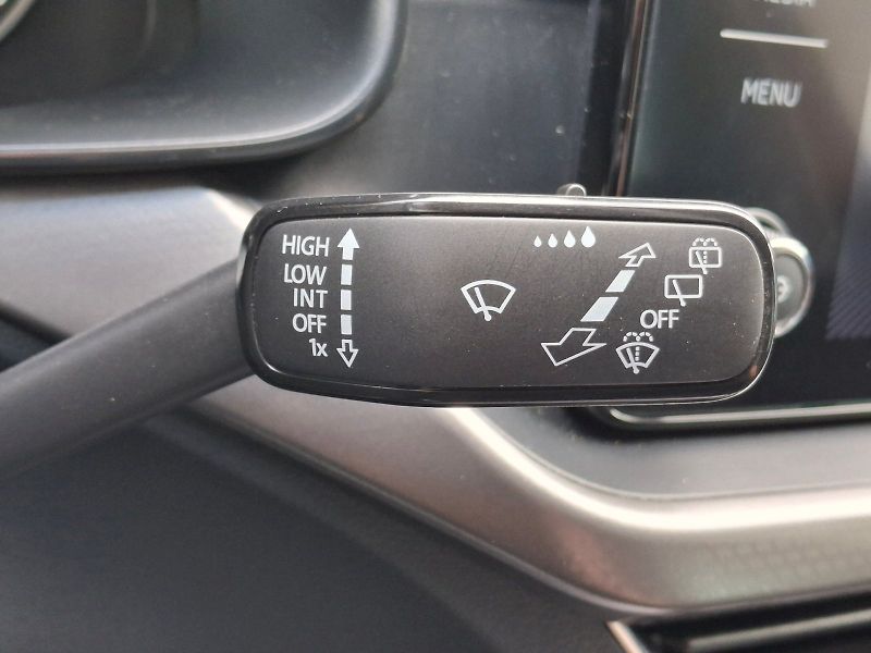 Škoda Scala (2020) Style DSG 1,5TSi 110kW - fotka 18 z 32