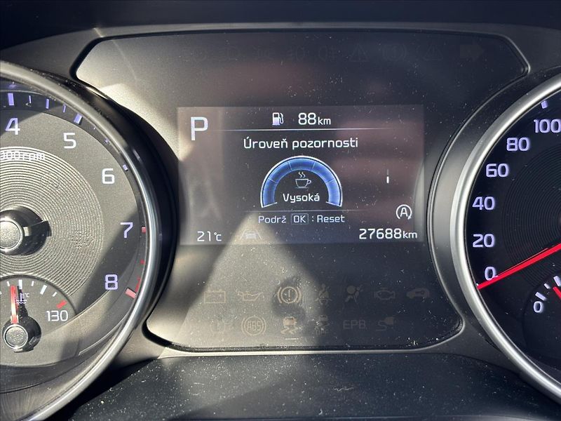 Kia Ceed 1,5 TGDi 118kW AT Spin ZÁRUKA - fotka 36 z 39