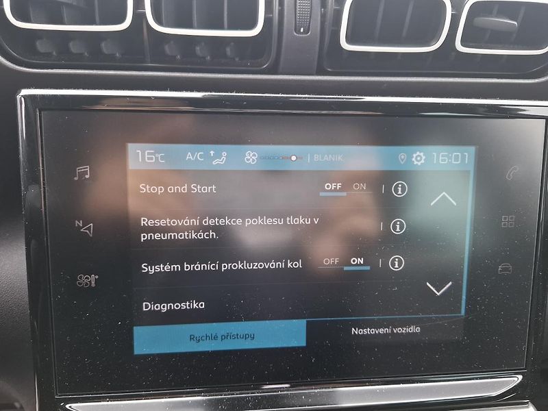 Citroën C3 Aircross (2022) 1,2 PureTech 110k MAN6 - fotka 17 z 28