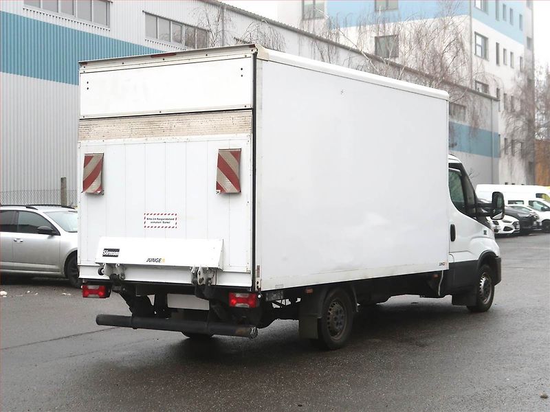 Iveco Daily (2022) 2.3 HPT, Skříň, 19m3, 1Maj - fotka 5 z 15