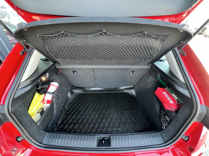 Škoda Kamiq 1.0TSi 85kw Style Plus Extra - fotka 31 z 47