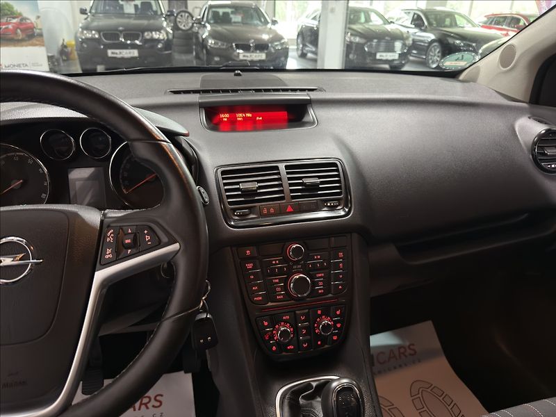 Opel Meriva 1,4   TURBO EDICE 150 FLEXFIX - fotka 14 z 39