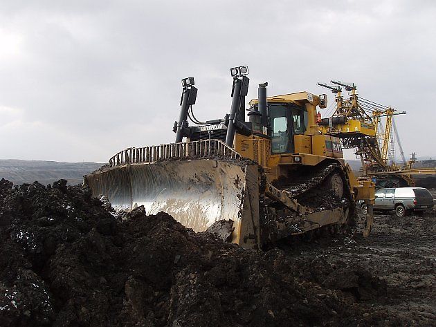 Catterpilar CAT 10 společnosti Sev.en Česká energie., zdroj: Se svolením Sev.en Česká energie