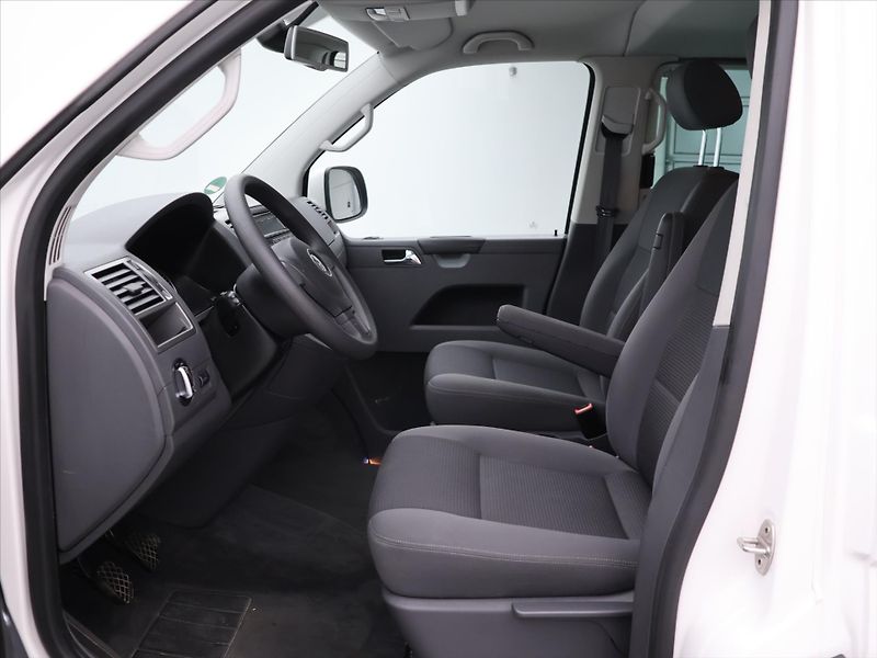 Volkswagen Multivan 2,0 TDI 84kW Klima 1.Maj 80tkm - fotka 11 z 30