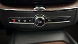 Volvo XC60 2.0 B4 AUT AWD Plus Dark - náhled 13