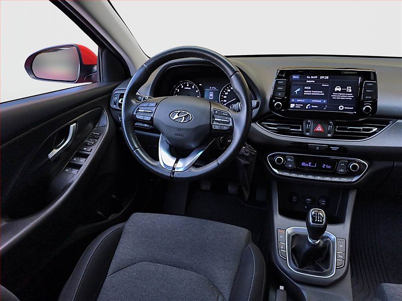 Hyundai i30 (2022) 1.5 DPI, ČR,1.maj, Serv.kniha - fotka 7 z 17