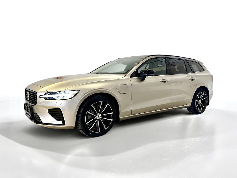 Volvo V60 (2026) T6 PHEV ULTRA DARK   - fotografie inzerátu