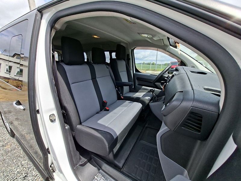 Peugeot Expert Combi L2 1.6 BHDi  9.Míst - fotka 17 z 23