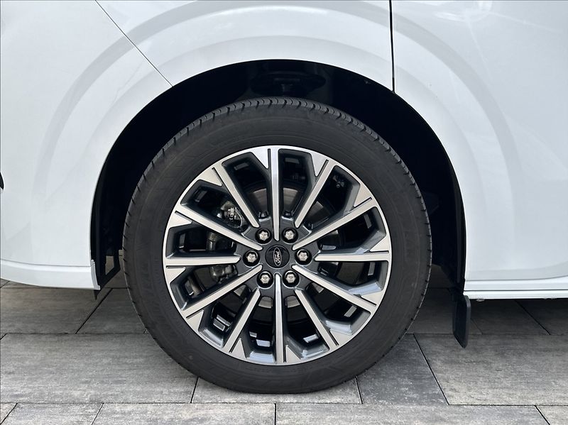 Ford Tourneo Custom 2,0 170PS  L2 Titanium X A/T 4 - fotka 49 z 58