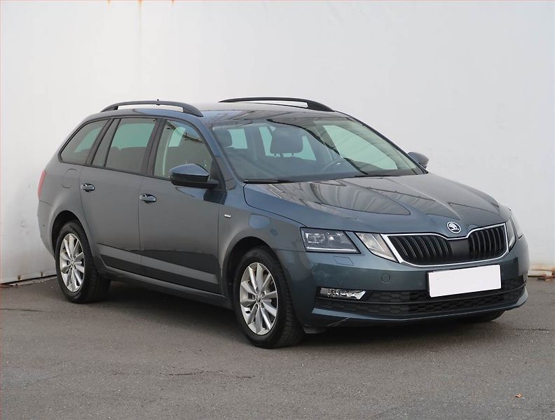 Škoda Octavia (2019) Clever 1.5 TSI, Serv.kniha - fotografie inzerátu