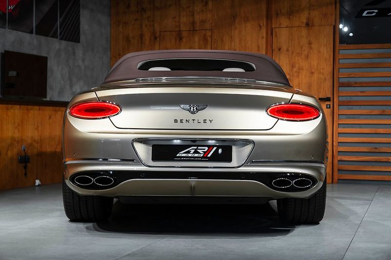 Bentley Continental GTC V8, MULLINER, NAIM, NOČNÉ VIDE - fotka 23 z 24