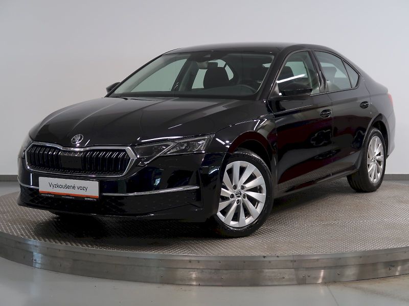 Škoda Octavia (2024) SELECTION 2.0TDI 85kW MATRIX - fotka 1 z 33