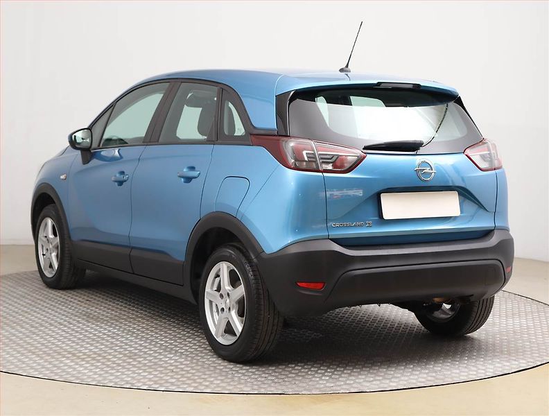 Opel Crossland X (2020) 1.2 Turbo, Tempomat - fotka 4 z 17