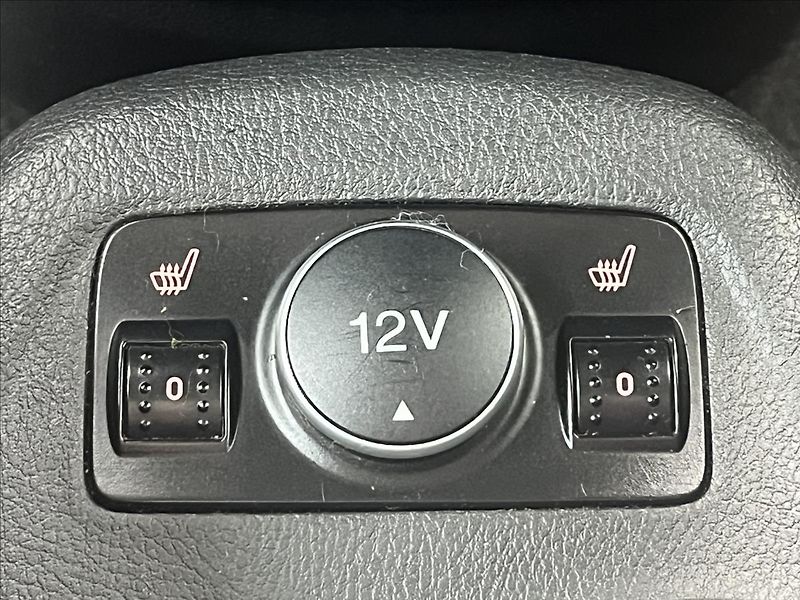 Ford Tourneo Connect 1,5 TDCi - fotka 15 z 19