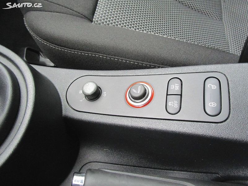 Seat Leon 1,4TSI-92KW-LINEAR- NOVÁ STK - fotka 25 z 30