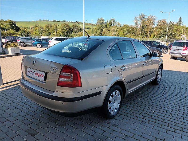 Škoda Octavia 1,6 MPI,75KW,DSG,KLIMA, - fotka 5 z 31