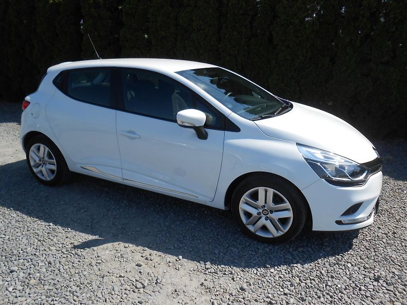 Renault Clio 1.5DCi,80TKm, NAVI,CHROM - fotka 10 z 42