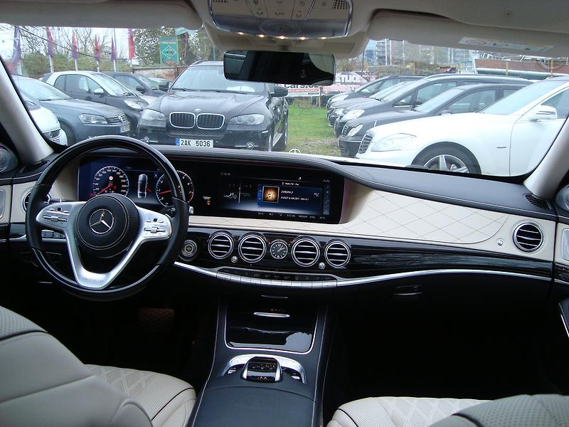 Mercedes-Benz Třídy S (2018) Maybach 560 4-Matic,ČR,1.Maj - fotka 39 z 77