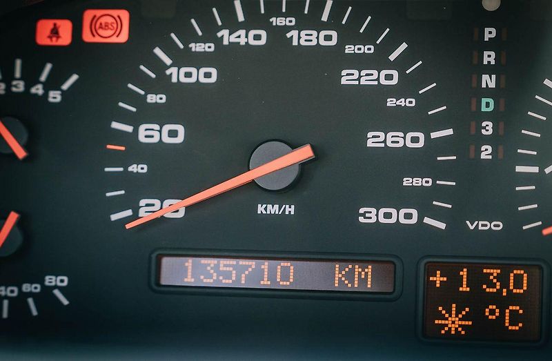 Porsche 928 (1992) GTS - fotka 16 z 65