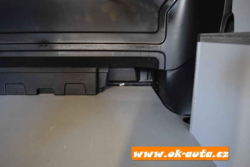 Peugeot Expert 2.0 BHDI LONG 6 MÍST 2xB.DVEŘE - fotka 23 z 58