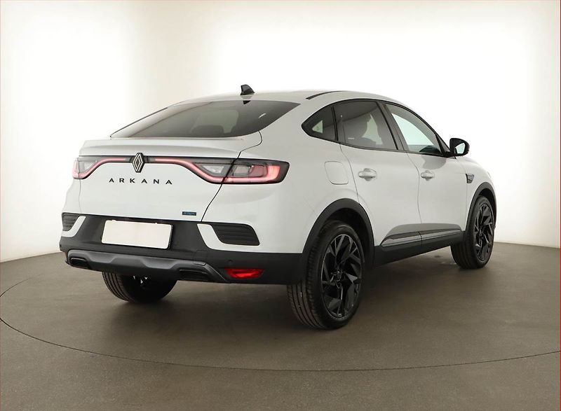 Renault Arkana (2025) E-Tech, Esprit Alpine, Navigac - fotka 5 z 21