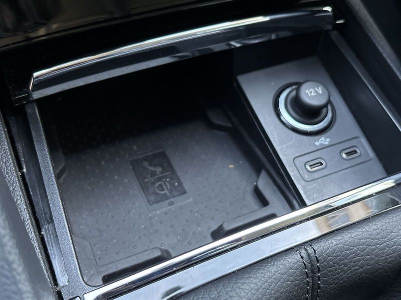 Škoda Karoq (2023) 1.5 TSI Style + - fotka 20 z 28