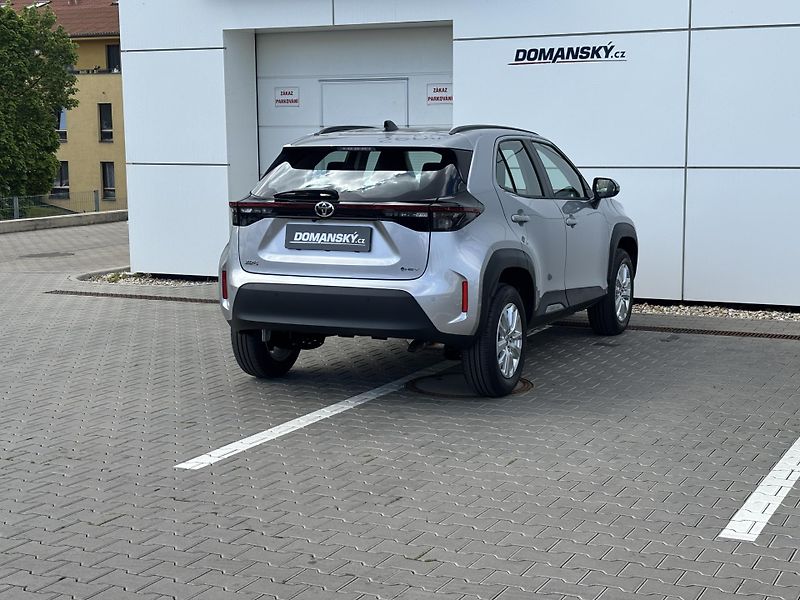 Toyota Yaris Cross (2026) LIMITED EDITION 1,5 HEV AT - fotka 3 z 14