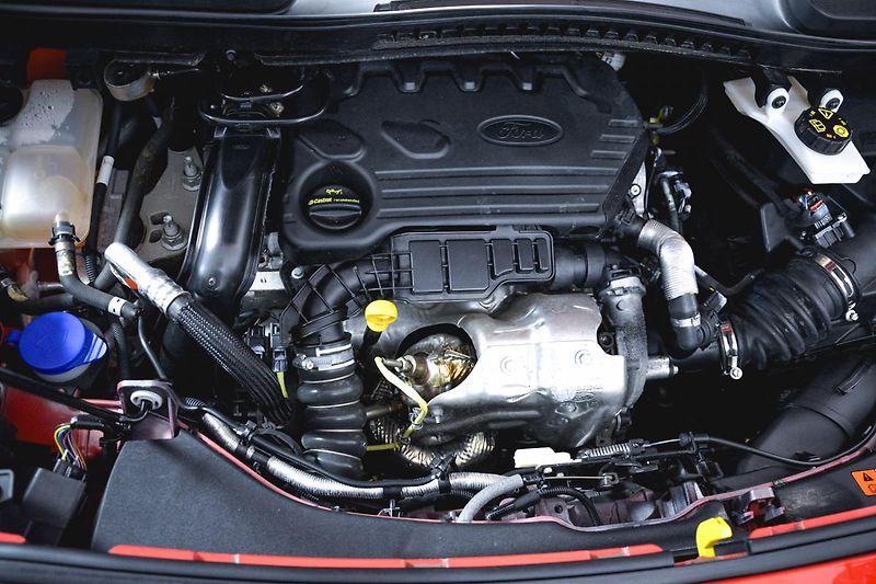 Ford Tourneo Connect (2020) Grand 1.5 TDCI TITANIUM PANORA - fotka 13 z 58
