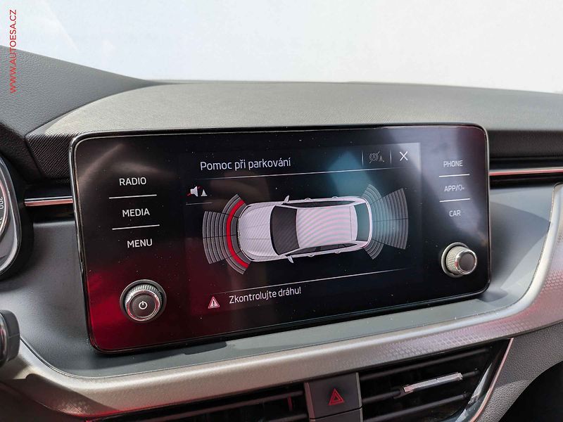 Škoda Scala (2023) 1.0 TSi, 2.maj,ČR, DSG, DIGI - fotka 13 z 15