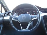 Volkswagen Passat (2022) 2.0 TDI DSG 147kW  MATRIX - náhled 17