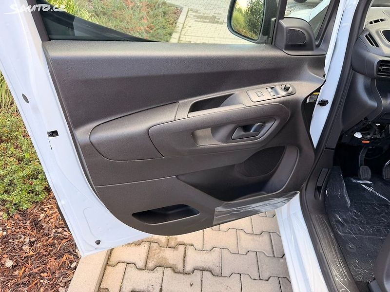 Fiat Dobló (2026) 1.2 Turbo 110k 6MT van L1 - fotka 6 z 11