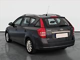 Kia Ceed (2010) 1.6 CRDi, nová STK, rezervace - náhled 3