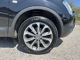 Nissan Qashqai (2009) 2.0i 104 KW, 4x4, Panorama - náhled 9