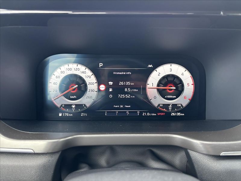 Kia Sorento 2,2 D 4x4 AT TOP ZÁRUKA 7MÍST - fotka 50 z 50