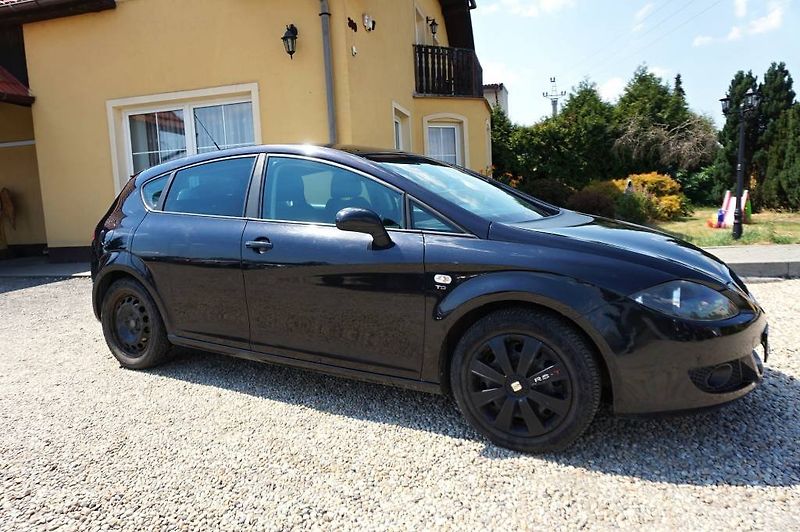 Seat Leon (2006) 2,0 TDI 103 kW - fotka 2 z 28
