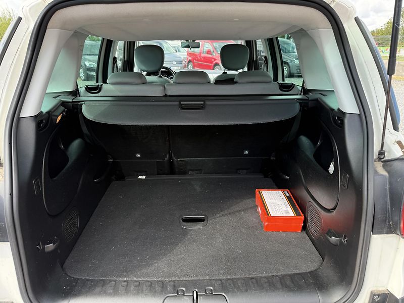 Fiat 500L 1.6JTD 105 LIVING ČR - fotka 17 z 17