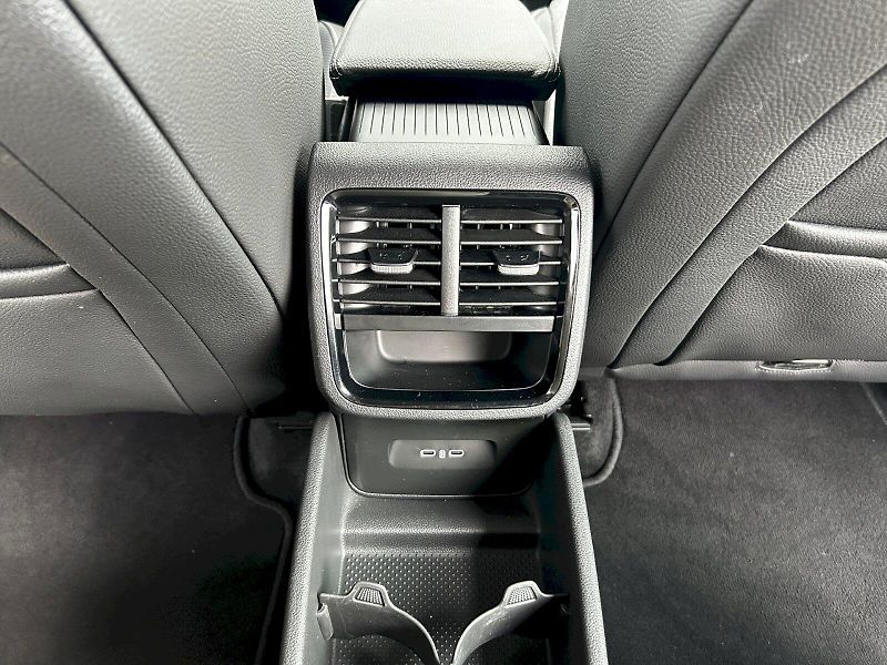 Škoda Octavia (2025) Combi 2.0 TDI 110kW DSG Sportl - fotka 27 z 35