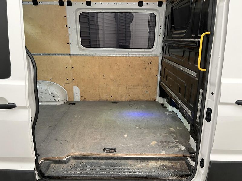 Volkswagen Crafter 2.0 TDI - fotka 21 z 21