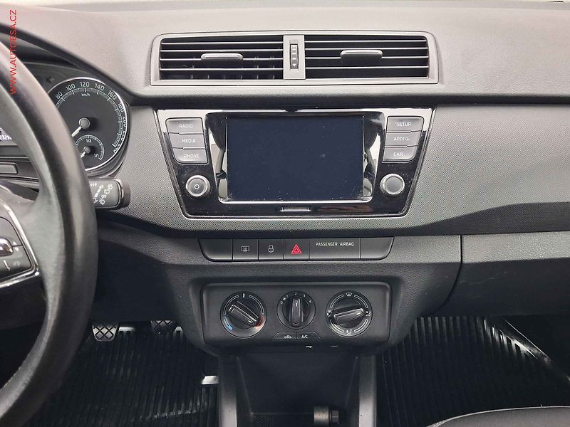 Škoda Fabia (2022) 1.0 TSi, ČR, Ambition, STK7 - fotka 12 z 17